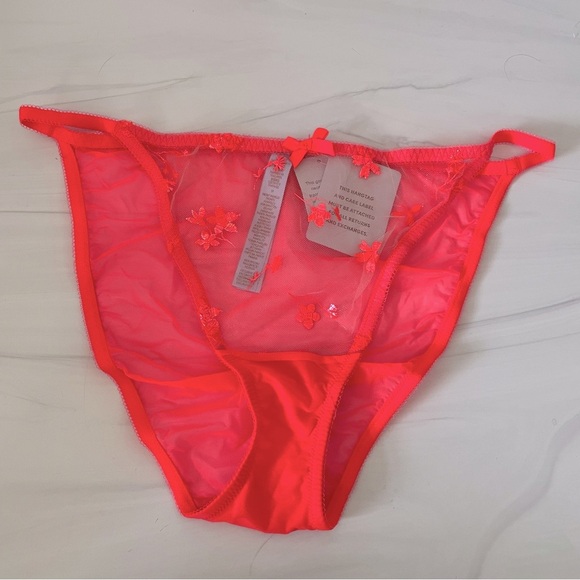 SavagexFenty Foiled Springs Embroidery String Bikini Panty-Neon Pink-Size 3X-NWT - Picture 2 of 7